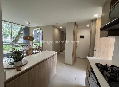 Apartamento de 3 alcobas en venta en Centro Itagui, Itagüí, 62 m² · foto 2 de 20