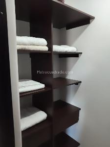 Apartamento de 3 alcobas en venta en El Poblado Loma Del Indio, Medellín, 72 m² · foto 13 de 20