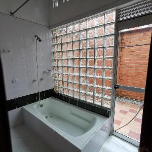 Apartamento de 3 alcobas en venta en El Poblado Loma Del Indio, Medellín, 189 m² · foto 6 de 20