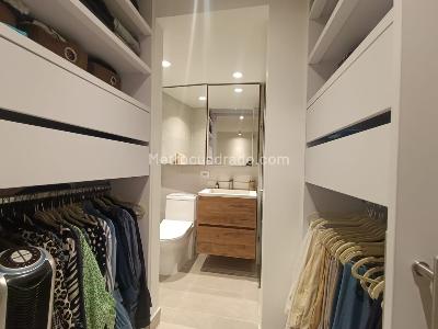 Apartamento de 3 alcobas en venta en Loma De San Julian, Medellín, 120 m² · foto 2 de 20