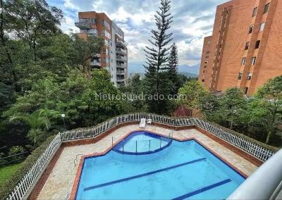 Apartamento de 3 alcobas en venta en Loma De San Julian, Medellín, 120 m² · foto 6 de 20