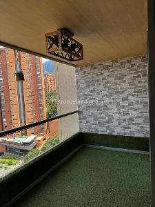 Apartamento de 3 alcobas en venta en Loma De Los Balsos, Medellín, 140 m² · foto 3 de 20