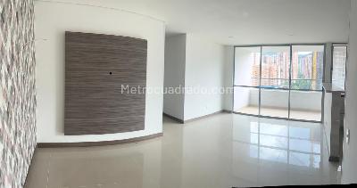 Apartamento de 3 alcobas en venta en Aves Maria, Sabaneta, 76 m² · foto 2 de 20