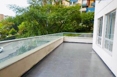 Apartamento de 3 alcobas en venta en El Poblado Loma Del Indio, Medellín, 100 m² · foto 11 de 20