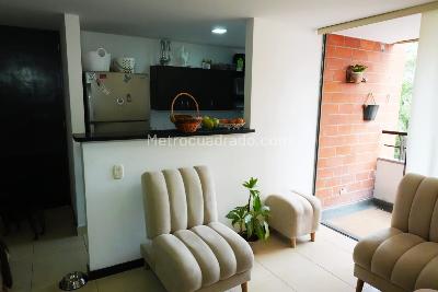 Apartamento de 3 alcobas en venta en Loma Del Indio, Medellín, 70 m² · foto 4 de 20