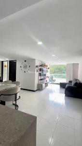 Apartamento de 3 alcobas en venta en El Poblado Loma Del Indio, Medellín, 95 m² · foto 19 de 20