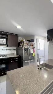 Apartamento de 3 alcobas en venta en El Poblado Loma Del Indio, Medellín, 95 m² · foto 13 de 20