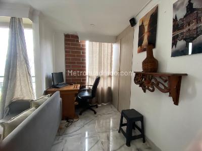 Apartamento de 2 alcobas en venta en El Poblado Loma Del Indio, Medellín, 57 m² · foto 6 de 20