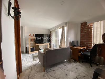 Apartamento de 2 alcobas en venta en El Poblado Loma Del Indio, Medellín, 57 m² · foto 7 de 20