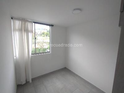 Apartamento en venta en San Antonio De Prado, Medellín · foto 8 de 20