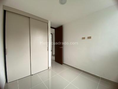 Apartamento en venta en Loma Del Indio, Medellín · foto 11 de 19