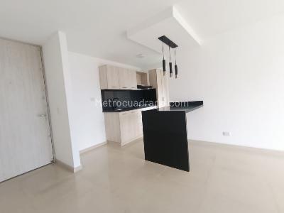 Apartamento de 3 alcobas en venta en Aves Maria, Sabaneta, 68 m² · foto 3 de 20