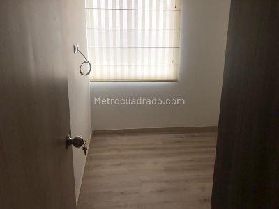 Apartamento de 3 alcobas en venta en Prados De Sabaneta, Sabaneta, 85 m² · foto 4 de 20