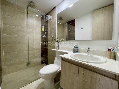 Apartamento de 3 alcobas en venta en Las Lomitas, Sabaneta, 92 m² · foto 10 de 20