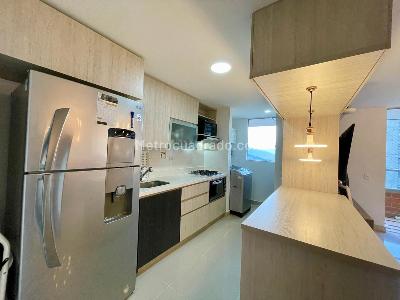 Apartamento de 3 alcobas en venta en Las Lomitas, Sabaneta, 92 m² · foto 15 de 20