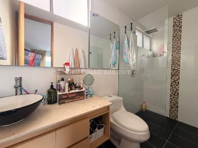 Apartamento de 3 alcobas en venta en Loma Benedictinos, Envigado, 112 m² · foto 10 de 20