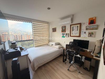 Apartamento de 3 alcobas en venta en Loma Benedictinos, Envigado, 112 m² · foto 8 de 20