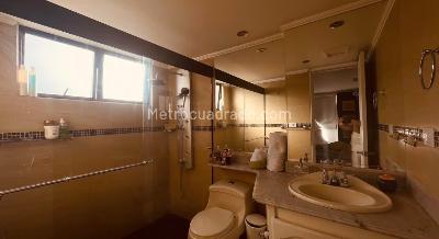 Apartamento de 5 alcobas en venta en El Poblado Oviedo, Medellín, 155 m² · foto 19 de 20