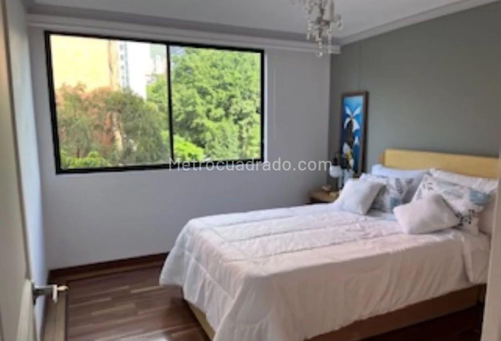 Apartamento de 5 habitaciones en venta en El Poblado Oviedo, Medellín — imagen 1 de 20