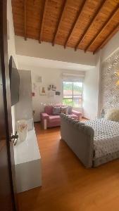 Casa de 3 alcobas en venta en Transversal Intermedia, Envigado, 249 m² · foto 14 de 20