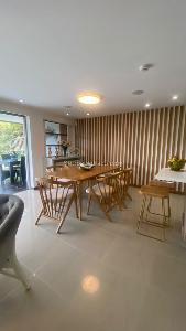 Casa de 3 alcobas en venta en Transversal Intermedia, Envigado, 249 m² · foto 8 de 20