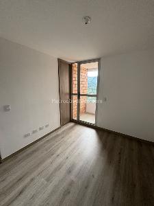 Apartamento de 3 alcobas en venta en Aves Maria, Sabaneta, 83 m² · foto 16 de 20
