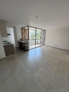 Apartamento de 3 alcobas en venta en Aves Maria, Sabaneta, 83 m² · foto 2 de 20