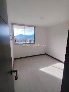 Apartamento de 3 alcobas en venta en Parque Principal, Sabaneta, 85 m² · foto 11 de 20