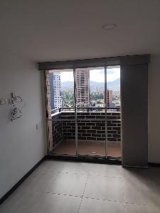 Apartamento de 3 alcobas en venta en Parque Principal, Sabaneta, 85 m² · foto 12 de 20