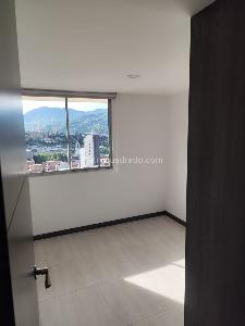 Apartamento de 3 alcobas en venta en Parque Principal, Sabaneta, 85 m² · foto 10 de 20