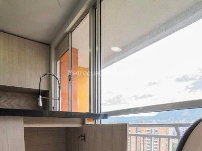 Apartamento en venta en Centro De La Moda, Itagüí · foto 3 de 20