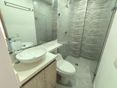 Apartamento de 2 alcobas en venta en Parque Principal, Sabaneta, 63 m² · foto 3 de 20