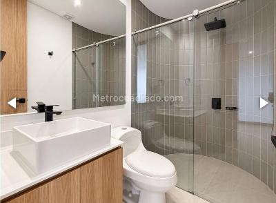 Apartamento en venta en Lalinde, Medellín · foto 9 de 20