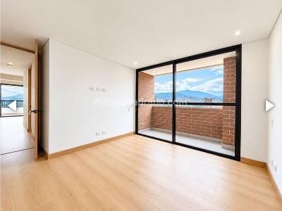Apartamento en venta en Lalinde, Medellín · foto 11 de 20