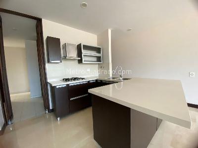 Apartamento de 2 alcobas en venta en Aves Maria, Sabaneta, 108 m² · foto 4 de 20