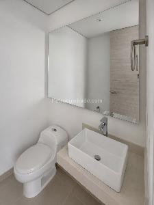 Apartamento de 1 alcoba en venta en El Poblado El Tesoro, Medellín, 67 m² · foto 14 de 20