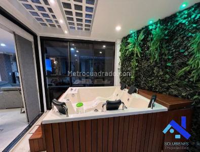 Casa de 3 alcobas en venta en Intermedia, Envigado, 270 m² · foto 2 de 20