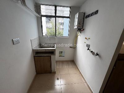 Apartamento en venta en Loma Del Indio, Medellín · foto 8 de 20