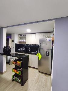 Apartamento de 3 alcobas en venta en Aires Del Bosque, Sabaneta, 55 m² · foto 1 de 20