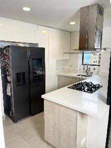 Apartamento de 3 alcobas en venta en Loma De Las Brujas, Envigado, 147 m² · foto 3 de 20