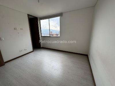 Apartamento de 2 alcobas en venta en Cumbres, Envigado, 75 m² · foto 4 de 20