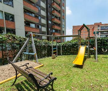 Apartamento de 2 alcobas en venta en Cumbres, Envigado, 75 m² · foto 5 de 20