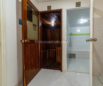 Apartamento de 3 alcobas en venta en Loma Del Chocho, Envigado, 81 m² · foto 3 de 20