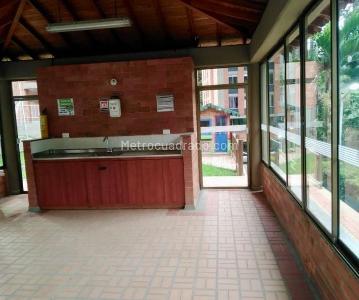 Apartamento de 3 alcobas en venta en Loma Del Chocho, Envigado, 81 m² · foto 7 de 20