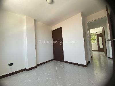 Apartamento de 2 alcobas en venta en Poblado San Diego, Medellín, 78 m² · foto 13 de 20