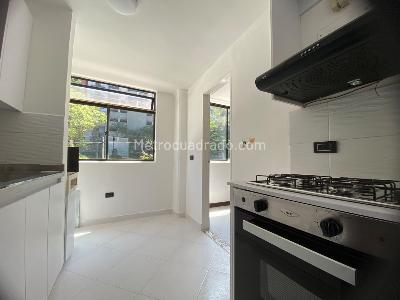 Apartamento de 2 alcobas en venta en Poblado San Diego, Medellín, 78 m² · foto 15 de 20