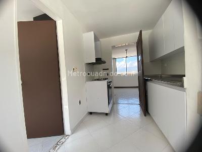 Apartamento de 2 alcobas en venta en Poblado San Diego, Medellín, 78 m² · foto 4 de 20