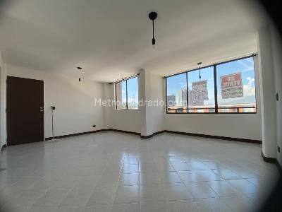 Apartamento de 2 alcobas en venta en Poblado San Diego, Medellín, 78 m² · foto 9 de 20