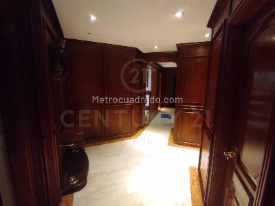 Apartamento de 2 alcobas en venta en Bella Suiza, Bogotá, 175 m² · foto 4 de 21