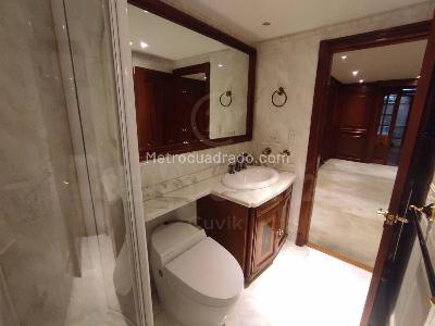 Apartamento de 2 alcobas en venta en Bella Suiza, Bogotá, 175 m² · foto 17 de 21